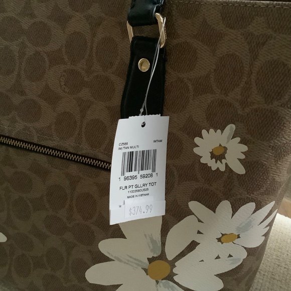 NWT Coach Gallery Tote Bag In Signature Canvas With Floral Print - Picture 4 of 6